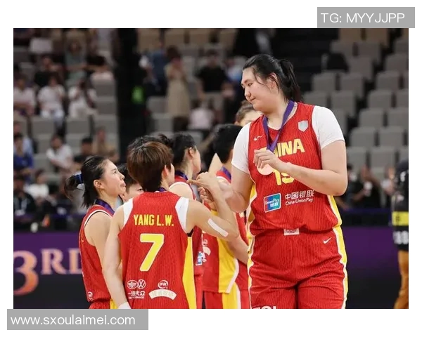 中国女篮迎战印尼女篮力争胜利全力以赴展现实力与团队精神
